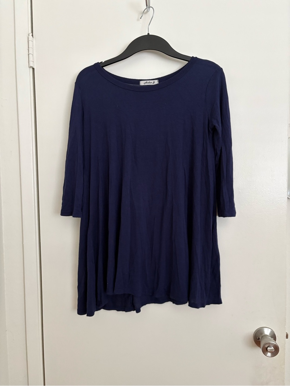 AIDEN Y Women's Navy Swing Top - Relaxed 3/4 Sleeve